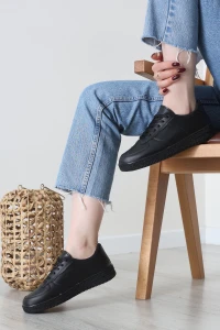 Yıldızlı Spor Ayakkabı Siyah - 31295.264.