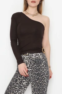 Buzzy Kumaş Tek Omuz Toka Detaylı Bluz Kahve - 1052.2119.