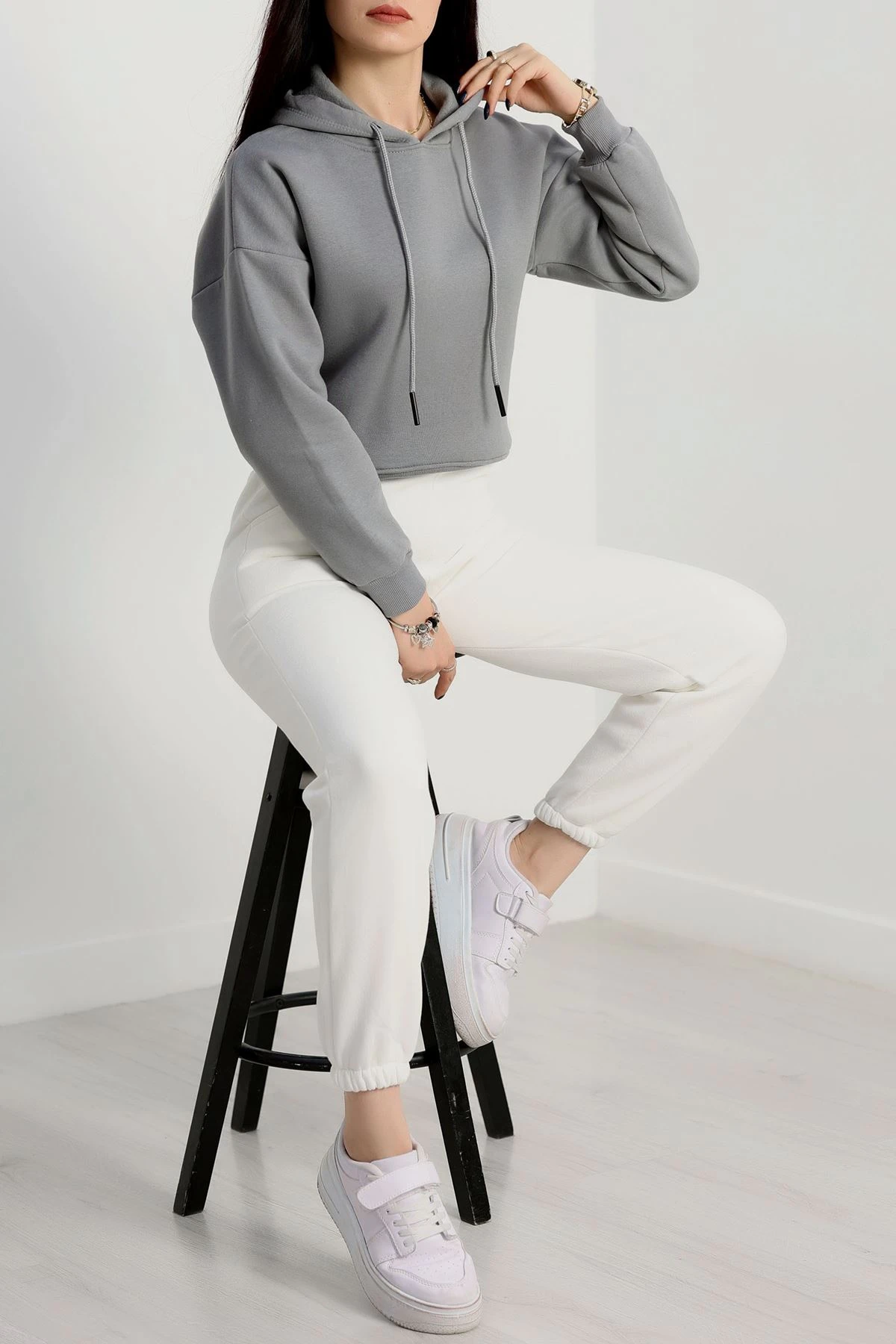 トップス The campament Grey Contrast sweat 2Y 3 İplik Kapşonlu Crop Sweat Antrasit - 20959.1878. | HaydiGiy