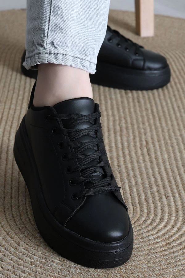 Günlük Spor Ayakkabı Siyah - 31515.2082.