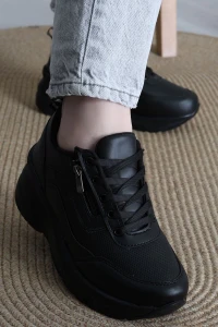 Günlük Spor Ayakkabı Siyah - 31531.2082.