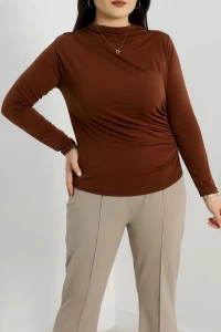 Drape Detaylı Büyük Beden Sandy Bluz Acıkahve - 70768.1949.