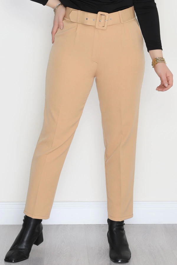 Büyük Beden Kemerli Kumaş Pantolon Bisküvi - 30371.1397.