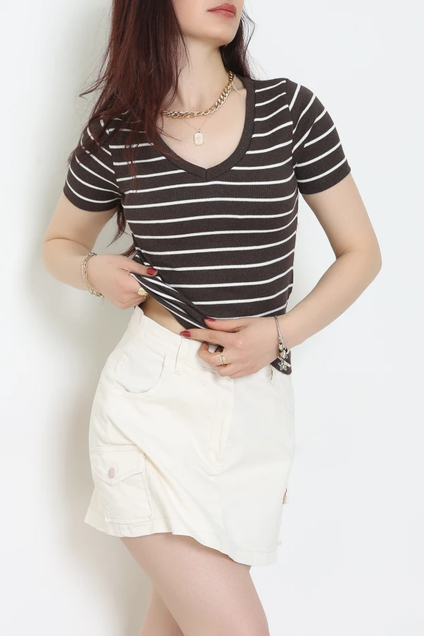 V Yaka Kısa Kol Çizgili Kaşkorse Body Kahveekru - 70980.1748.