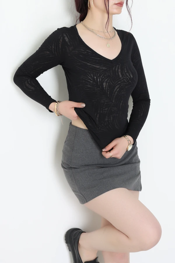 V Yaka Desenli Transparan Bluz Siyah - 70894.1567.