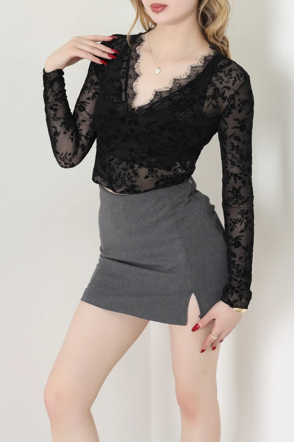 Yakası Dantel Detaylı Flok Baskı Transparan Bluz Siyah - 4171.1247.