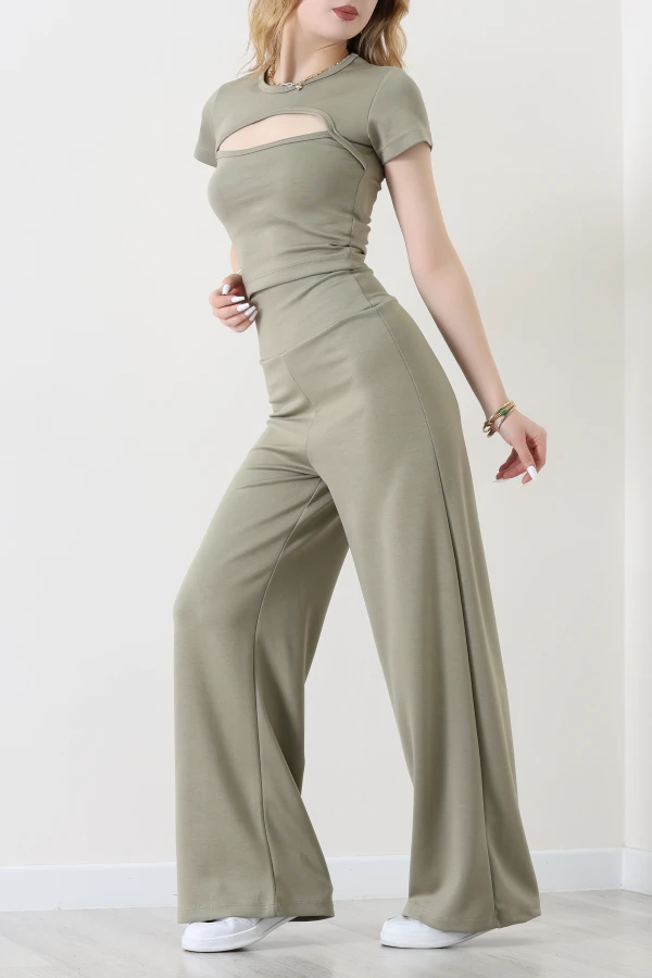 Göğüs Dekolteli Modal Kumaş Kısa Kollu Takım Haki - 55094.1567.