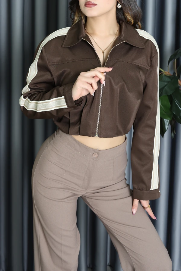 Şerit Detaylı Crop Ceket Acıkahve - 71320.2002.