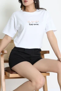 Suprem Nakışlı Oversize Tişört Beyaz - 31880.1878.