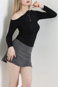 Sandy Yandan Drapeli Asimetrik Bluz Siyah - 42801.1949.