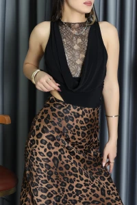 Sandy Kumaş Sırt Dantelli Çıtçıtlı Bluz Siyah - 71421.1380.