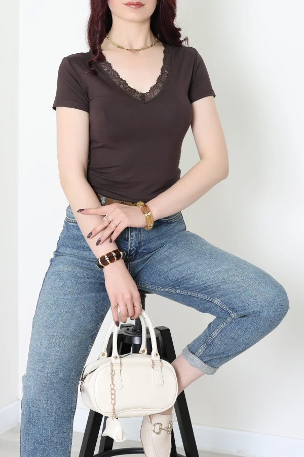 V Yaka Dantelli Viskon Kısa Kollu Body Kahve - 22268.200.