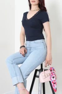 V Yaka Dantelli Viskon Kısa Kollu Body Lacivert - 22268.200.