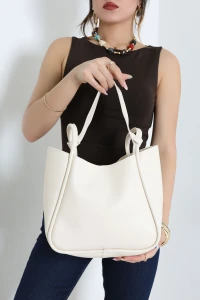 Kol Çantası Krem - 31225.2063.