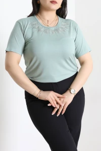 Yaka Taş İşlemeli Büyük Beden Bluz Mint - 71756.2080.