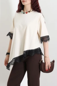 Kolları Ve Eteği Dantel Detaylı Asimetrik Kesim Penye Bluz Taş - 71482.308.