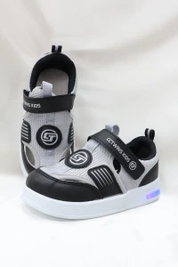 Işıklı Fileli Çocuk Cırtlı Sneaker Sandalet Siyah - 33386.264.