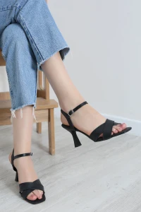 9 Cm Topuklu Ayakkabı Siyahsimli - 33501.264.