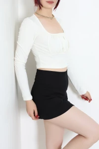 Kare Yaka Crop Bluz Krem - 54038.2239.