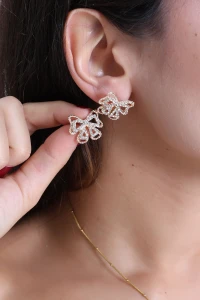 Minimal Taşlı Fiyonk Küpe Gold - 33121.2063.