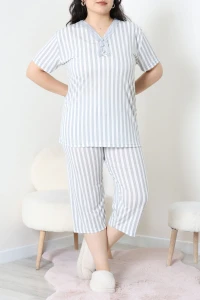 Model Büyük Beden Kapri Pijama Takımı Çizgiligri - 774.1287.