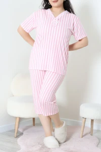 Model Büyük Beden Kapri Pijama Takımı Pembeçizgili - 774.1287.